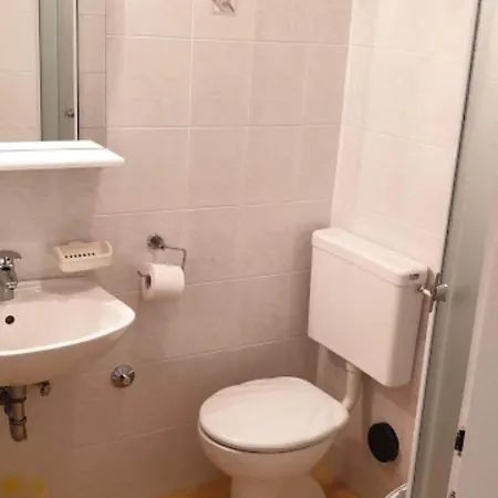 Apartamento Kuca Luce-apartman Br.2 *