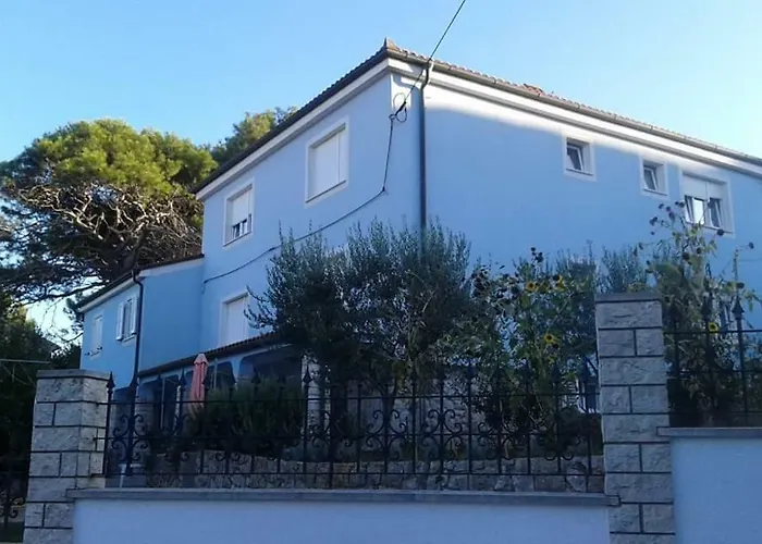 דירה Kuca Luce-apartman Br.2 מאלי לוסיניי